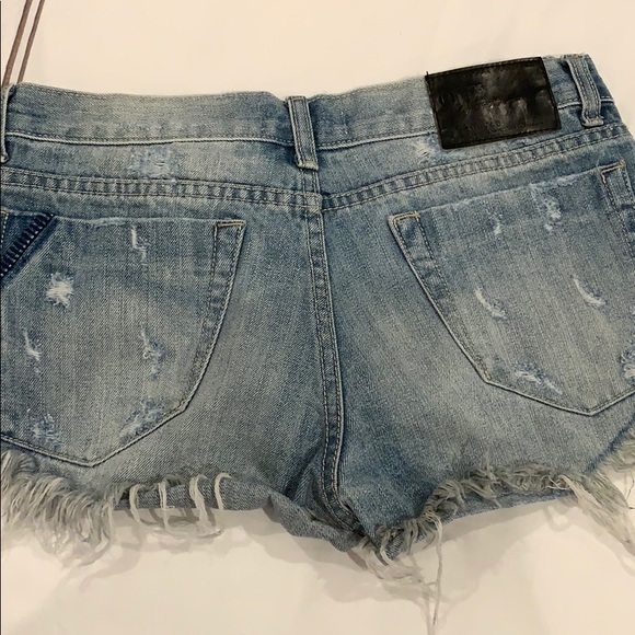 One teaspoon shorts - Picture 2 of 2